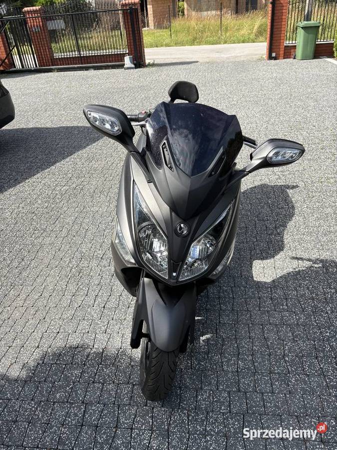 Syndyk sprzeda skuter SYM GTS 125i Janiszew