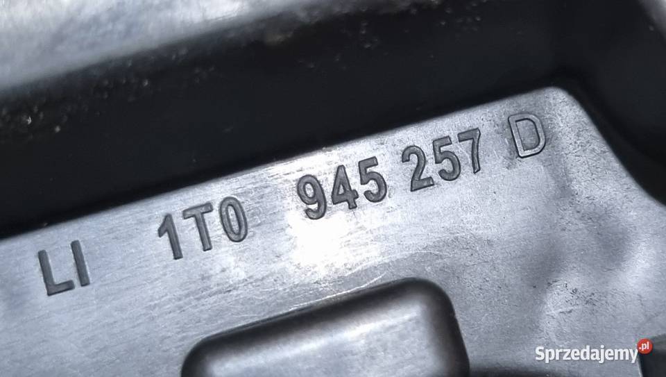 VW Touran wkład lampy tył 1T0945257D osobowe Bolesławice