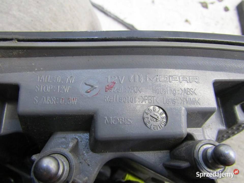 LAMPA TYLNA LEWA LEWY TYŁ JEEP CHEROKEE KL V