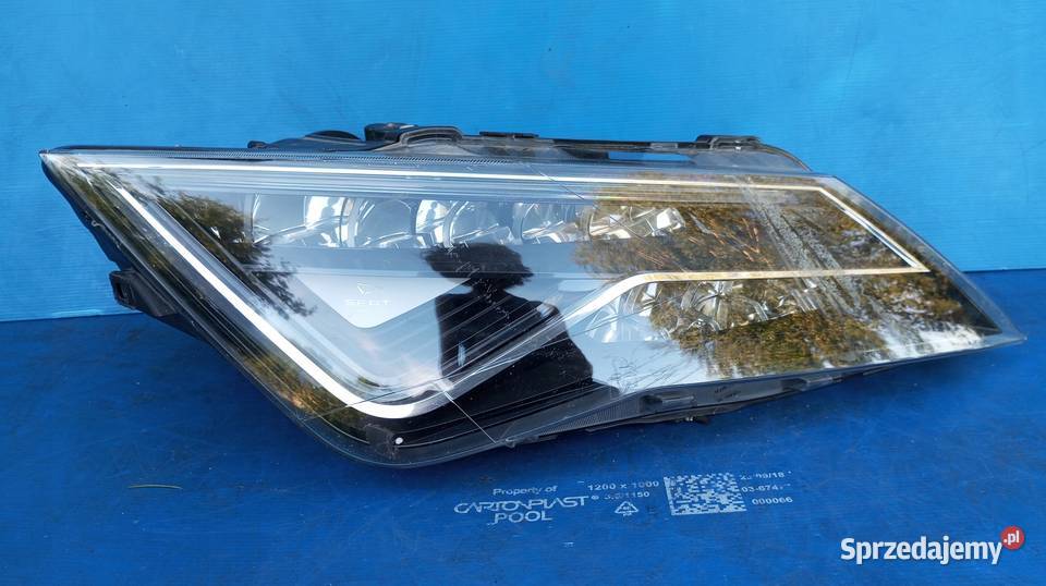 LAMPA REFLEKTOR PRAWY PRZÓD EU SEAT LEON III Nowy Tomyśl
