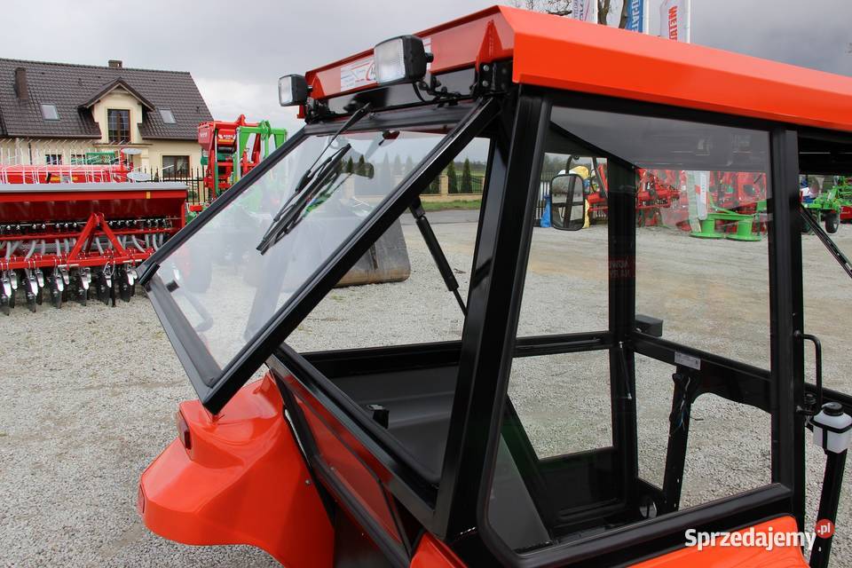 Kabina do ciagnika C360 C 360 z błotnikami Koja Rogóźno