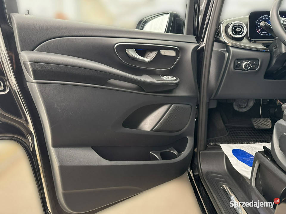 Mercedes V 300 20 300d 237 4Matic Avangarde 8 nieuszkodzony Warszawa sprzedam