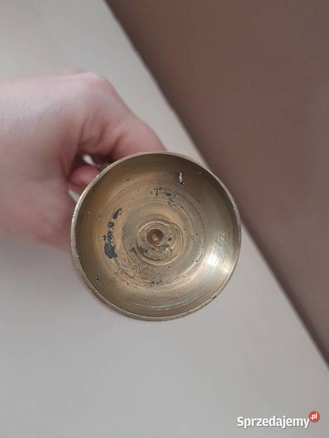 Dzbanuszek z mosiądzu