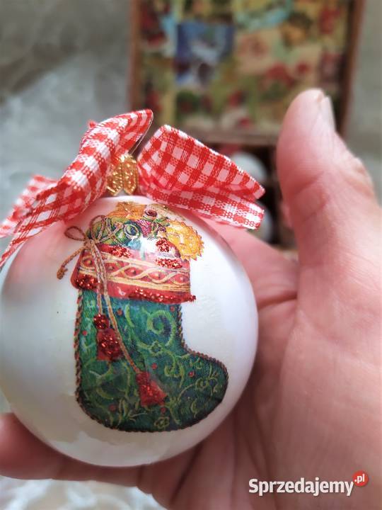 Zestaw bombek decoupage w ozdobnym pudełku Czarków