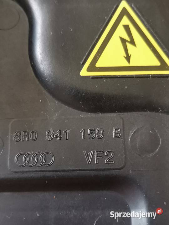 AUDI Q5 SQ5 LEWA ZAŚLEPKA LAMPY PRZÓD 8R0941159B Międzychód sprzedam