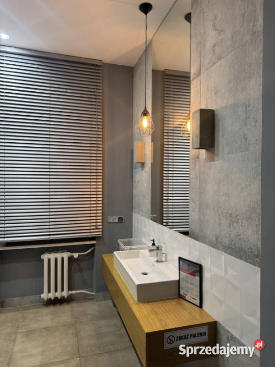 Przestronne puste mieszkanie 82 m w centrum