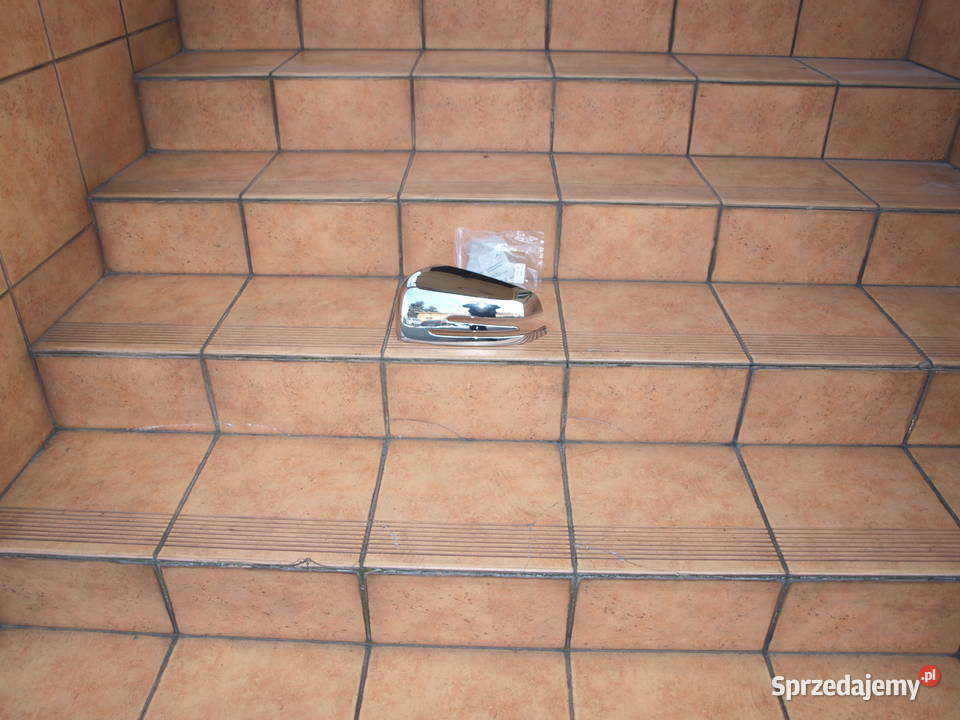 Mercedes C klasa W204 nakładka listwa chrom na