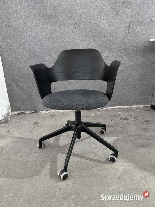 Syndyk sprzeda używane meble Ikea