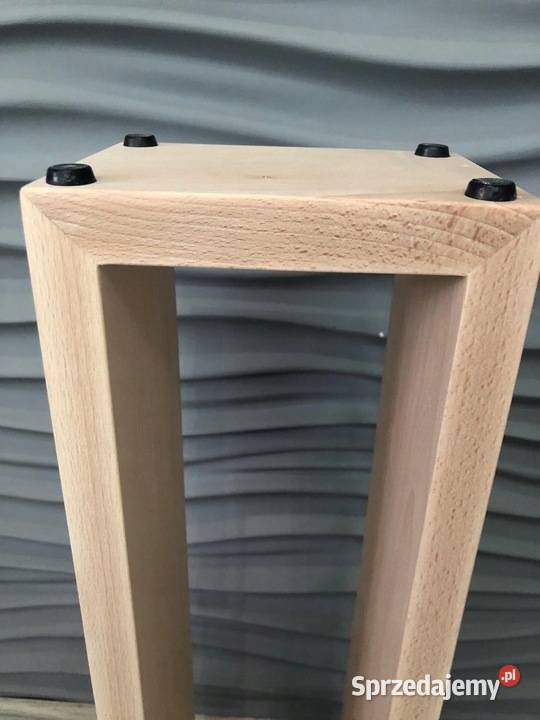 Stojak na papier toaletowy drewniany 5rolkowy Dębica