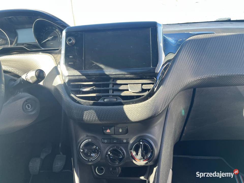 PEUGEOT 2008 12i PureTech 110 Urban Cross DW035 uszkodzony Katowice sprzedam