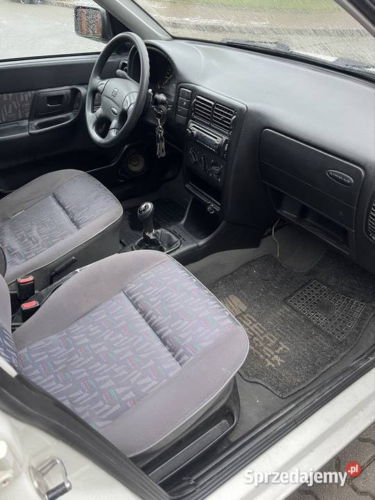 Seat Cordoba 14mpi Salon zadbana biała 99r garażowany Cordoba mazowieckie Płock