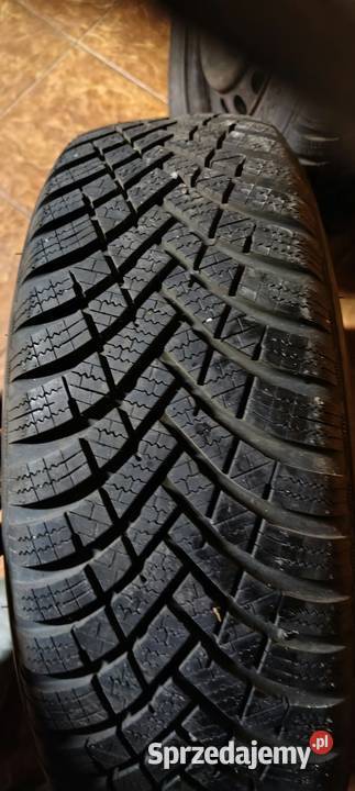 komplet 4x opon zimowych marki Hankook Winter Samochodowe Kołbiel