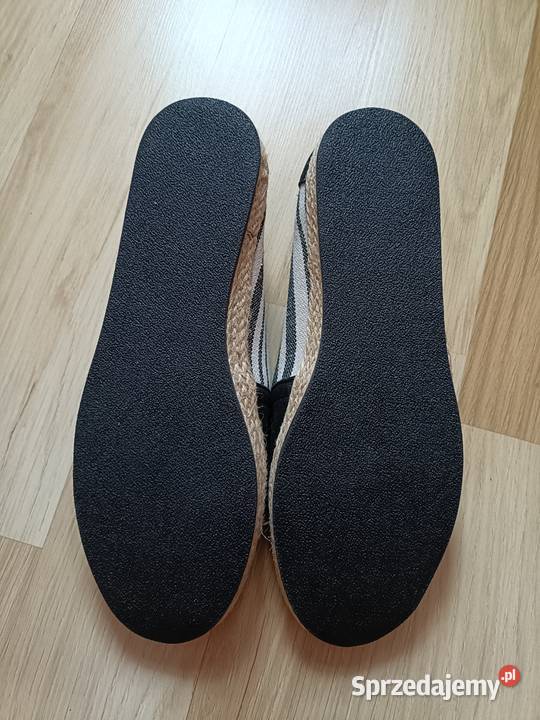 Czarne espadryle CCC Łódź