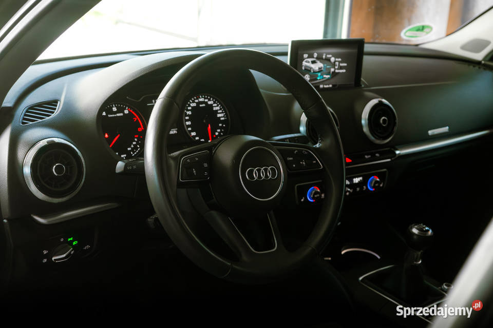 Audi a3 8v klimatyzacja Samochody osobowe Hażlach
