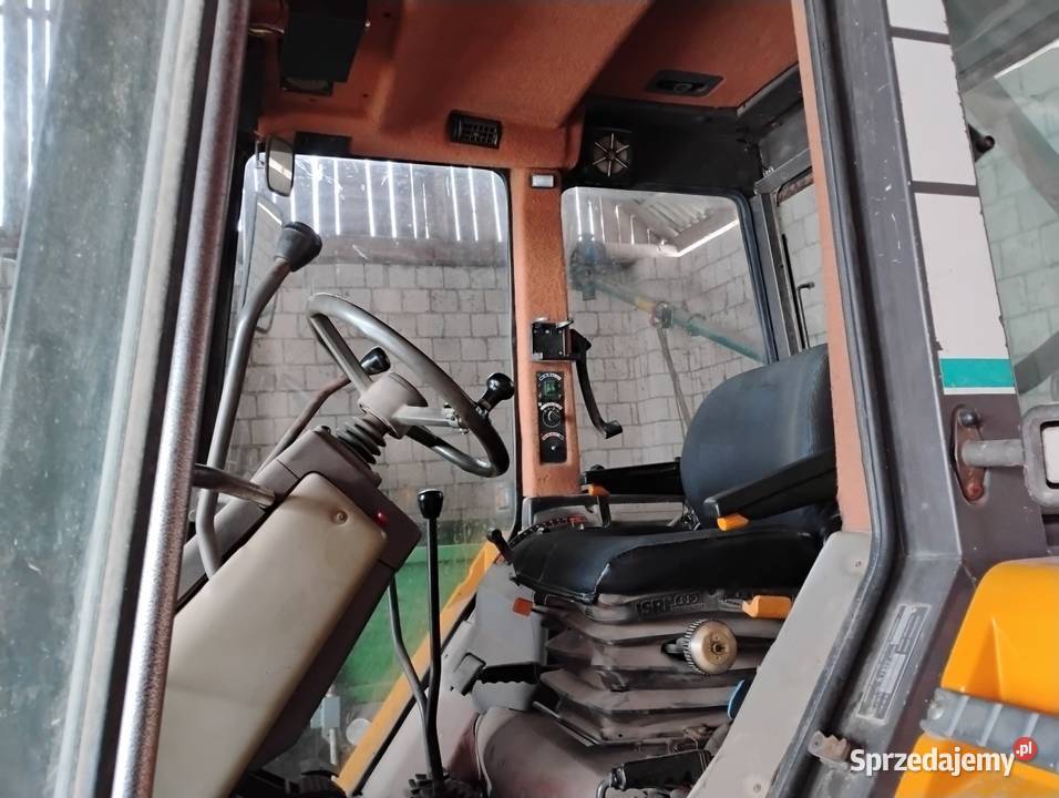 Ciagnik rolniczy renault 10314 Napęd 4x4 Renault Turów