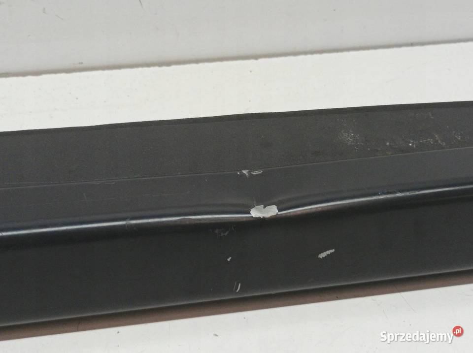 ROLETA BAGAŻNIKA W414 MercedesBenz Vaneo I Rok produkcji 2002