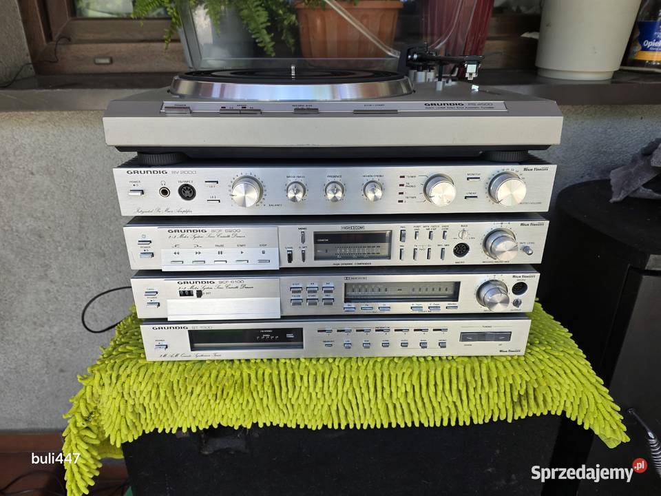 piękna wieża grundig vintage