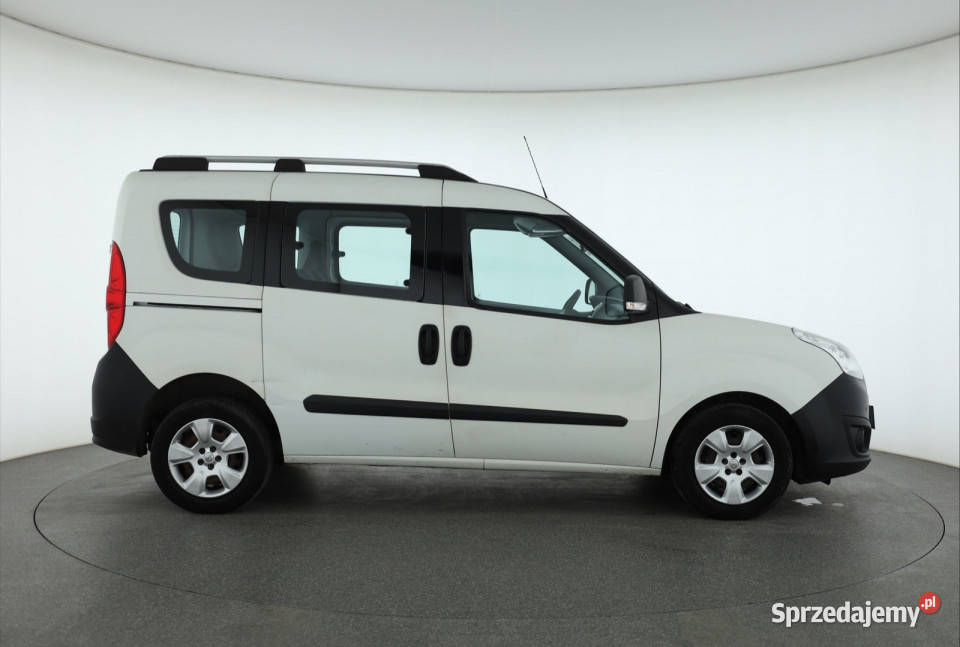 Opel Combo 13 CDTI isofix Piaseczno
