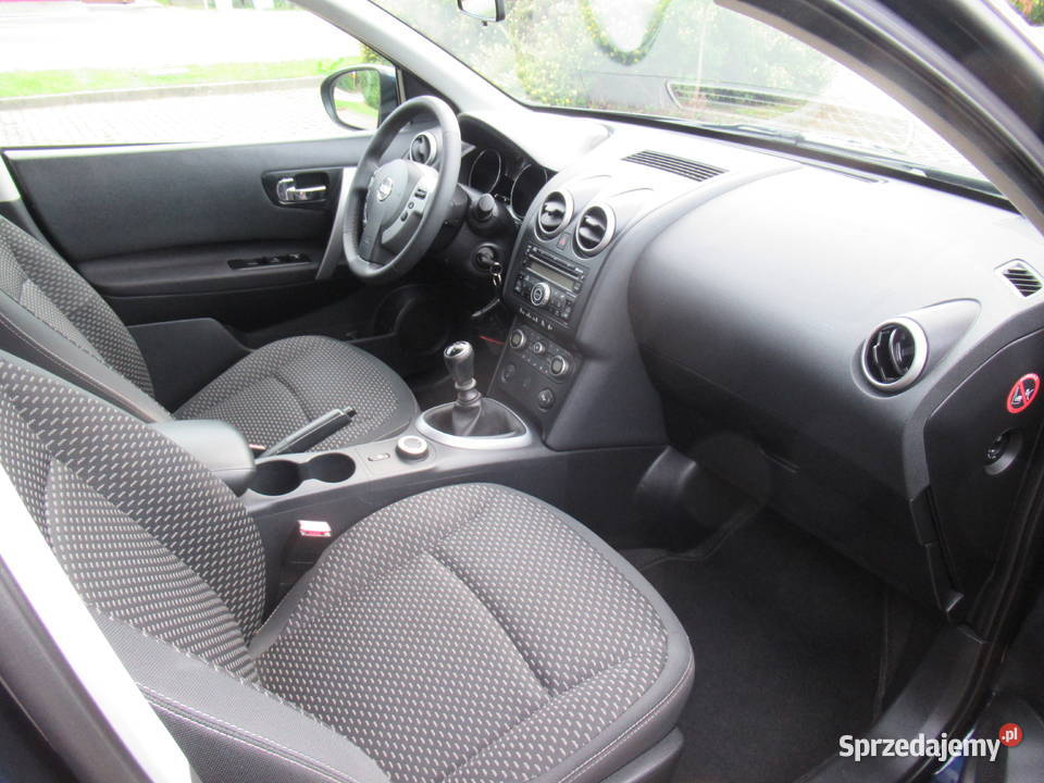 Nissan Qashqai 20 benzyna 4x4 hak Bieliny