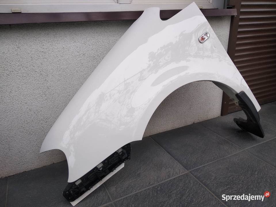VW Caddy III 2K Touran błotnik lewy przedni Sieradz sprzedam
