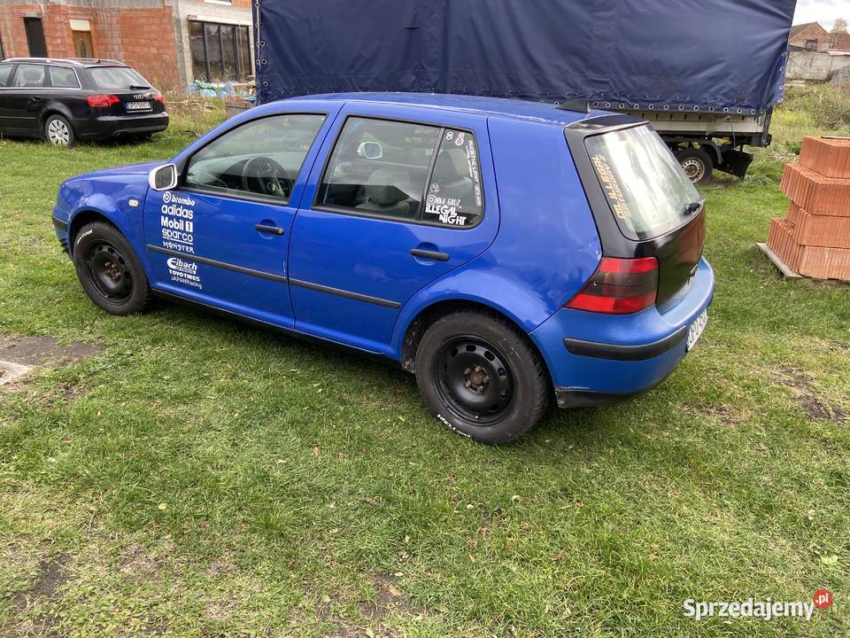 Sprzedam vw golf 4 benzyna Krasiejów