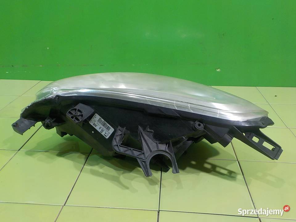 BERLINGO II III 16 EHDI 12r VAN lampa prawa Suków