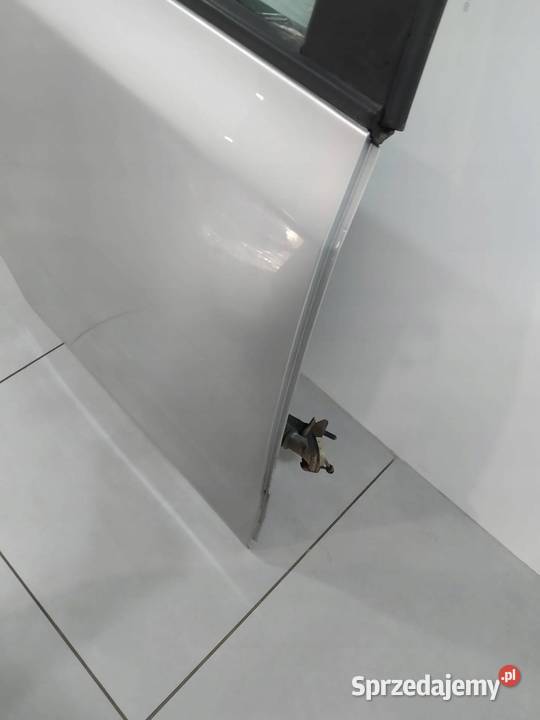 DRZWI PRAWE TYŁ KOMBI 9156 Skoda Fabia II Drzwi sprzedam