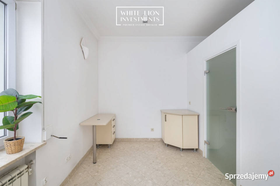 Mieszkanie 795m2 4 pokoje Warszawa Słowicza Rok budowy 1981