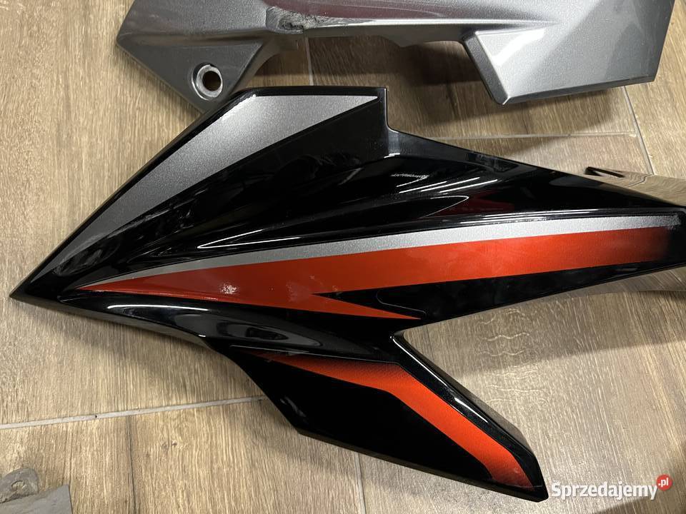 Kawasaki ninja 1000sx owiewka lewa pług małopolskie Czchów