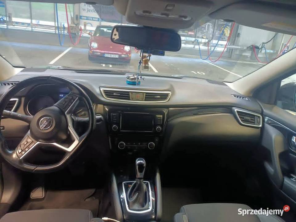 NISSAN QASHQAI 13T 160 AUTOMAT NCONNECTA SERWIS