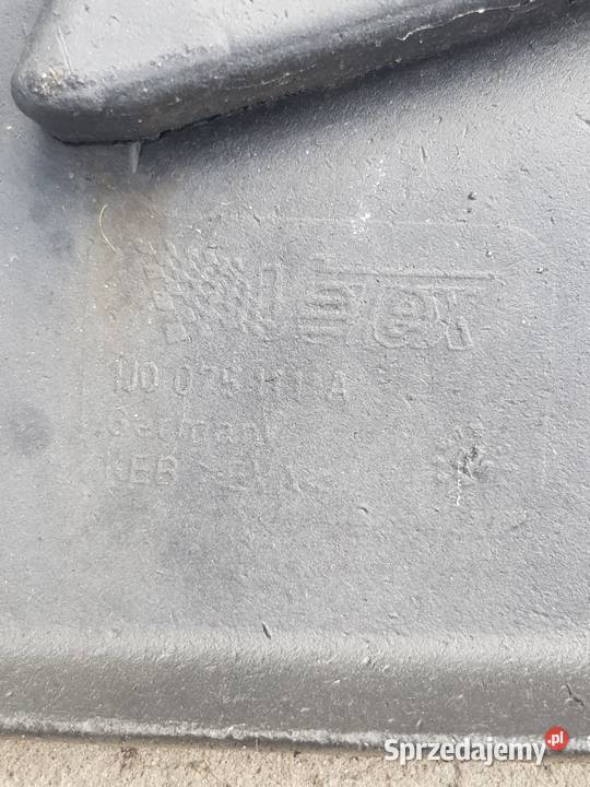 VW Golf IV 4 Bora chlapacze błotochrony przednie Wolanów