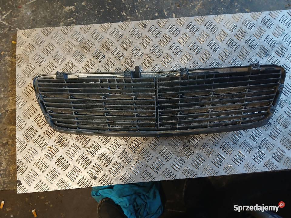 Grill atrapa Mercedes w203 lak189