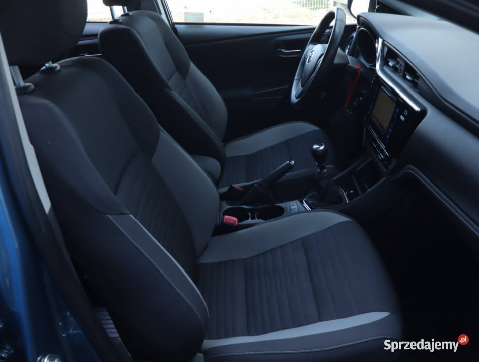 Toyota Auris 12 Ti 63801km łódzkie