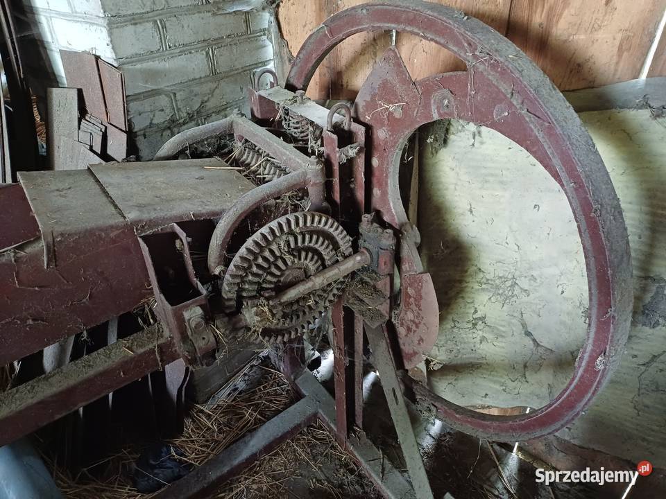 Sieczkarnia stara zabytkowa 2 nieuszkodzony Serniki sprzedam