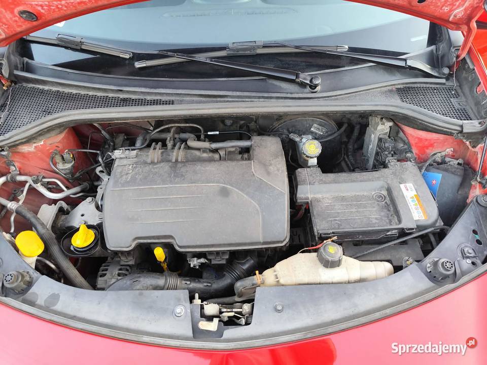 Renault Clio III 2012 r 12 benzyna 75 koni nieuszkodzony Opatówek sprzedam