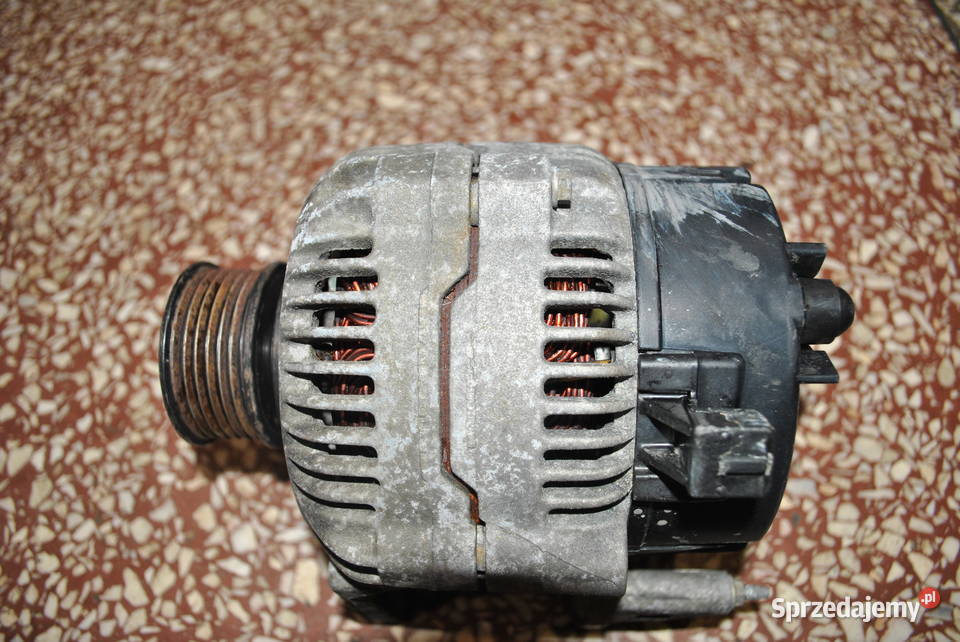 Alternator Passsat B3B4 Golf 4 Polo3 Golf 3 Poręba sprzedam