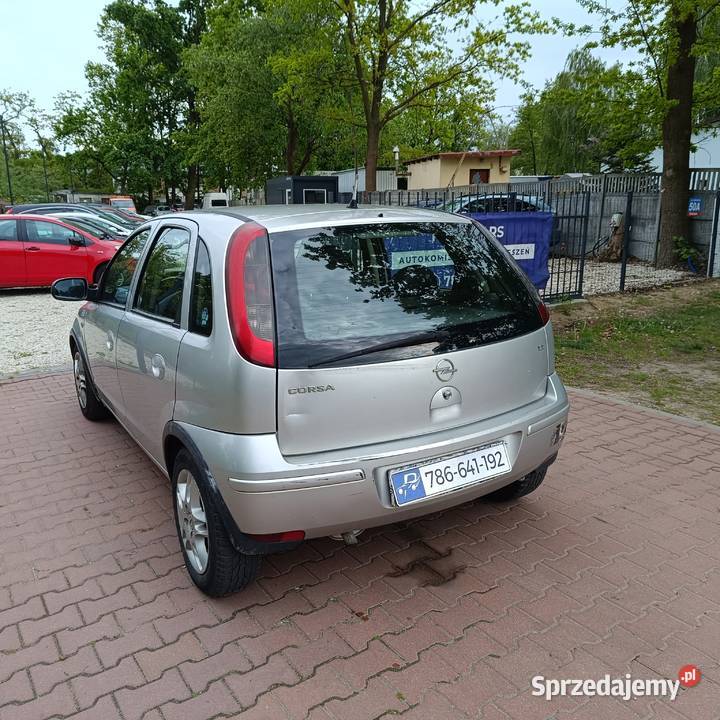 Opel Corsa 2004 r 12 benzyna klimatyzacja Corsa Warszawa sprzedam