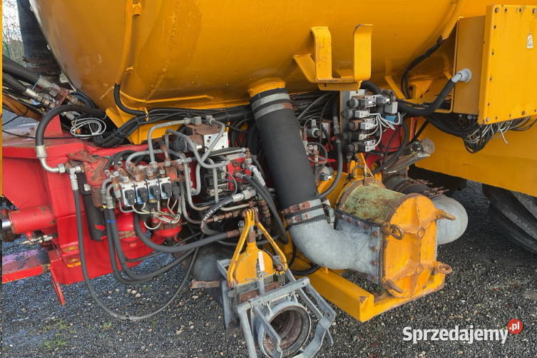 Wóz asenizacyjny TerraGator TG 310 Rozrzutnik Kraków