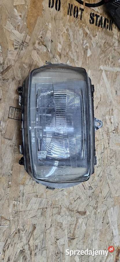 Lampa przód reflektor honda cbr f1 Rybarzowice
