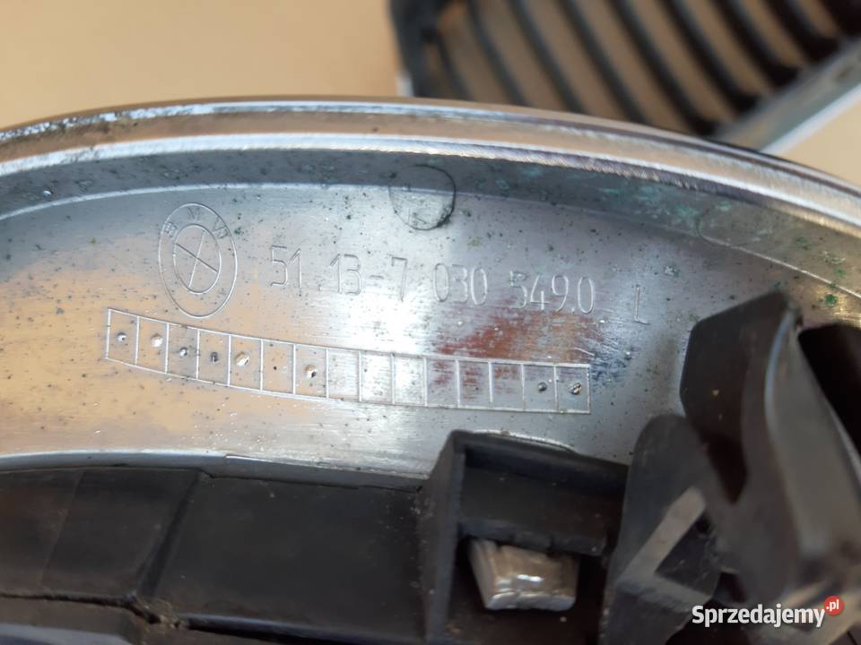 BMW E46 LIFT GRILL NERKI ATRAPA CHROM 70305490 Trzciel