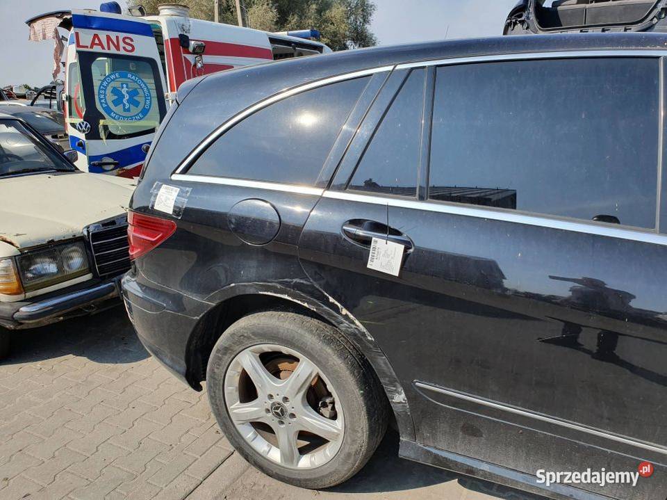 ĆWIARTKA BŁOTNIK PRAWY TYŁ MERCEDES RKLASA W251 osobowe
