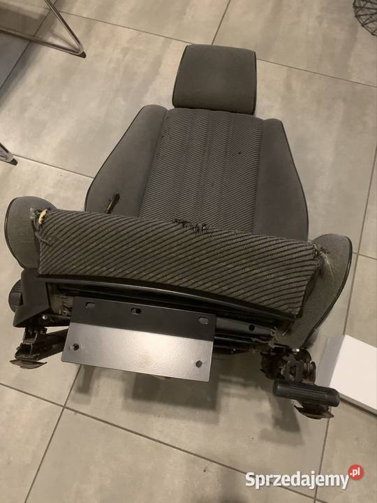 Gaśnica BMW e30 Gloria mocowanie rarytas osobowe sprzedam