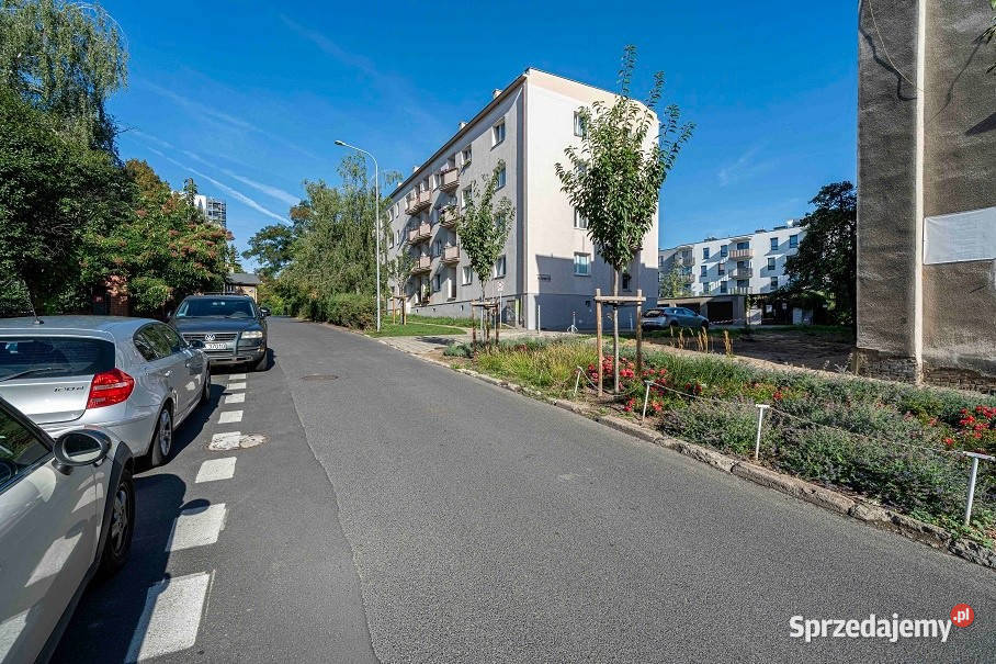 4 pokoje z balkonem na Jeżycach 63m2