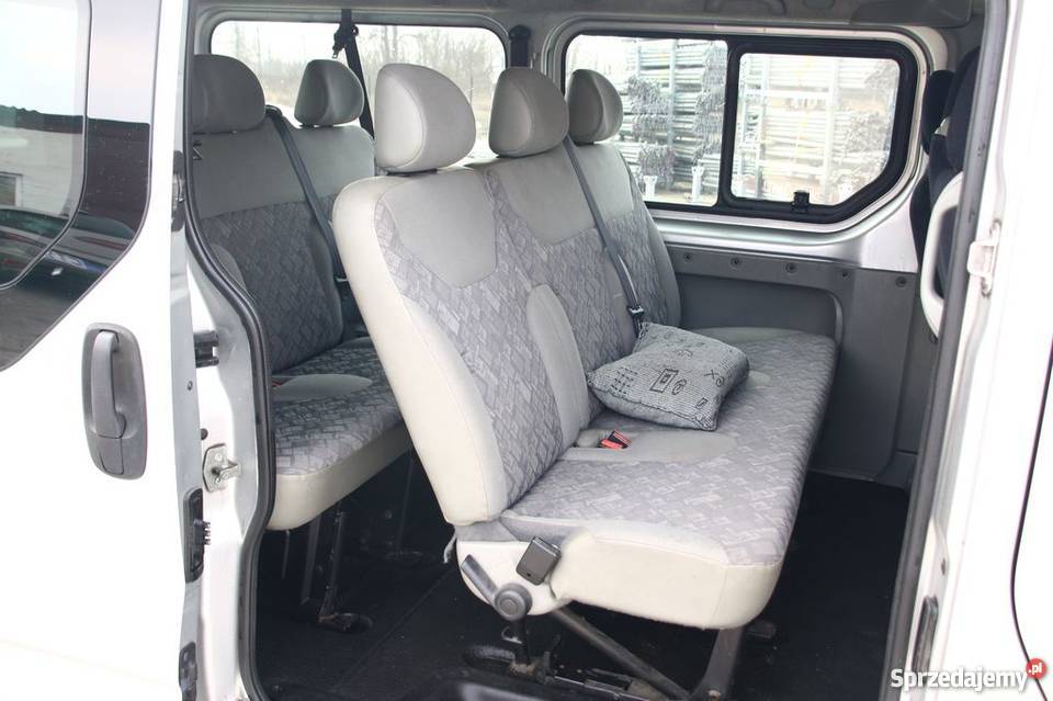 Opel Vivaro oryginalny 9 osobowy klimatyzacja Toruń