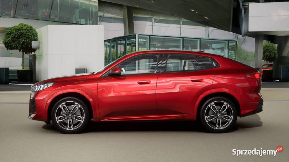 BMW iX2 iX2 eDrive20 Dostępne ręki Łódź