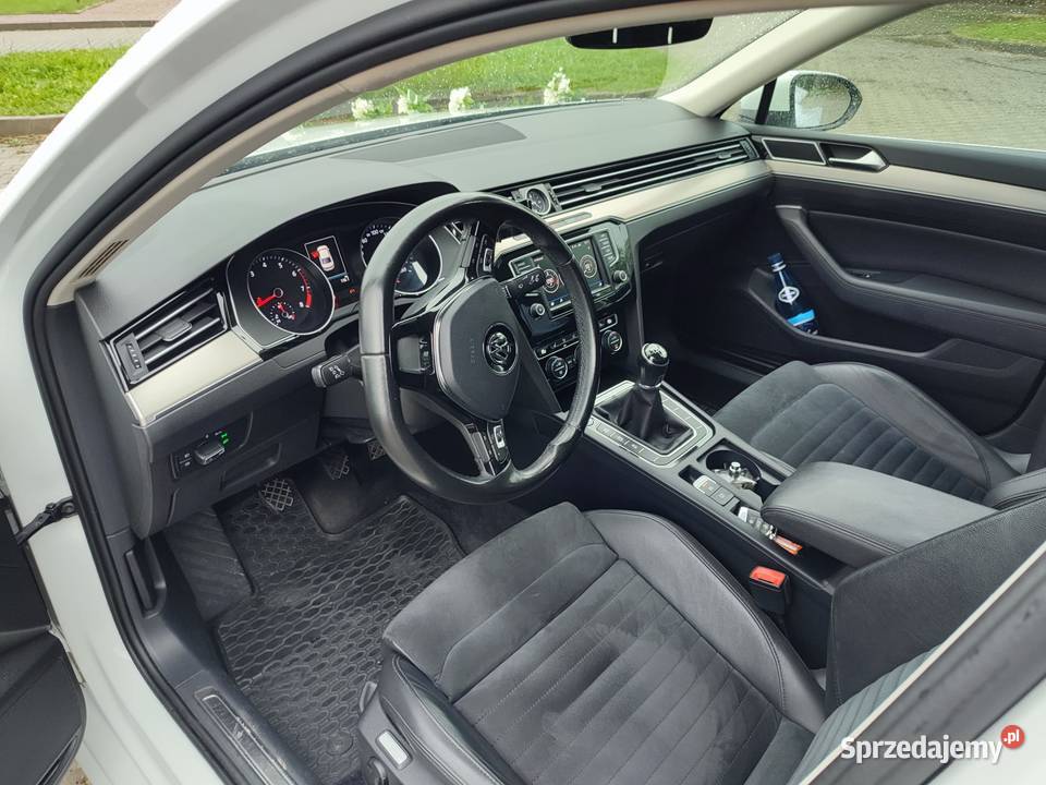 vw passat B8 SALONPOLSKA bezwypadkowy Zarejestrowany w Polsce Kraków