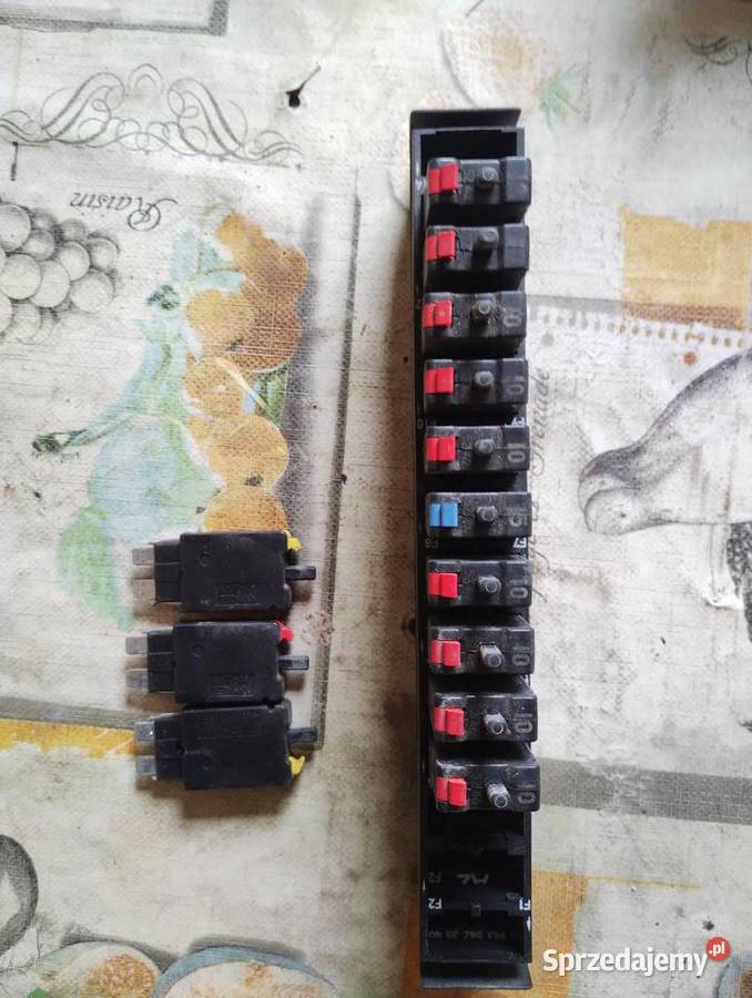 Bezpieczniki automat 1224v Zgierz