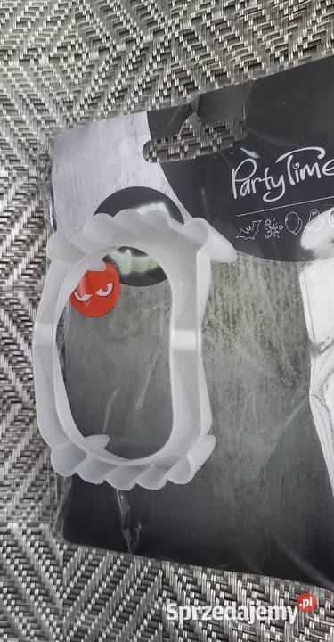 Sztuczne zęby szczęka na party