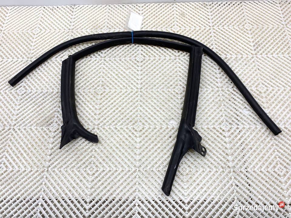 USZCZELKA DRZWI TYŁ PRAWA AUDI A7 4G Hatchback osobowe