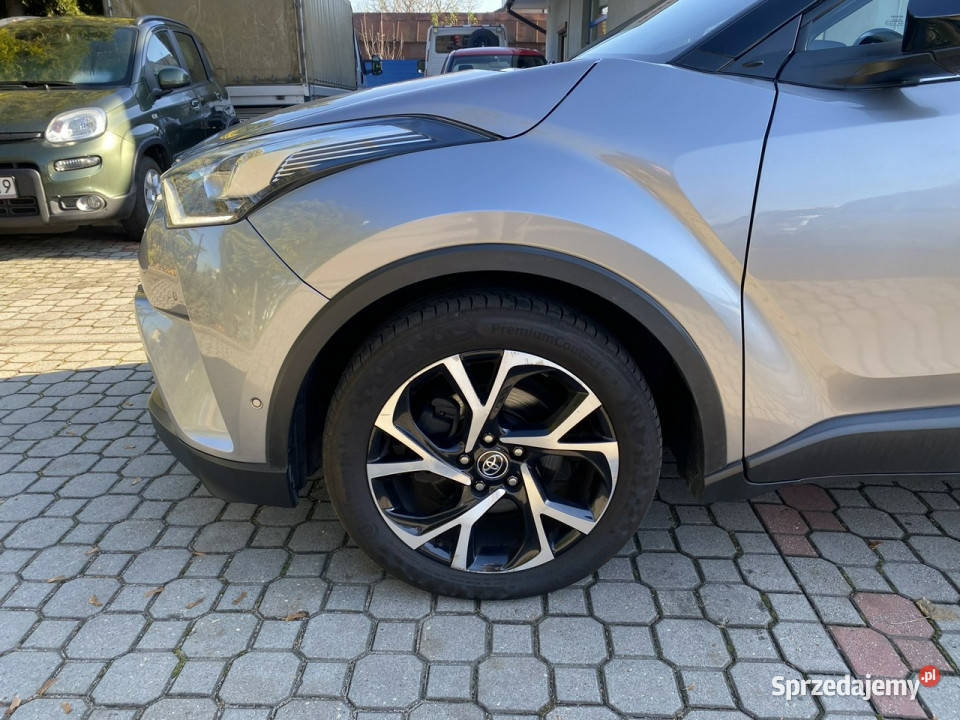 Toyota CHR Dynamic KameraPodgrzewane foteleJBL Tarnowskie Góry